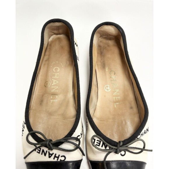 Chanel Ballet Flats White & Black Leather & Canvas Monogram Logo Y2K Sz 35 - Picture 5 of 15